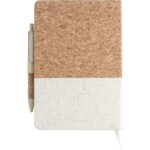 Notatnik ok. A5 z długopisem