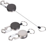 Brelok do kluczy z linką, karabińczykiem i otwieraczem do butelek PEGGY